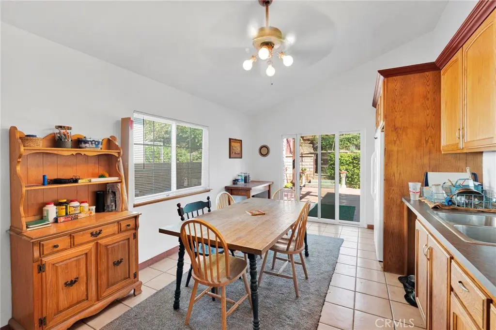 Breakfast nook with slider to patio